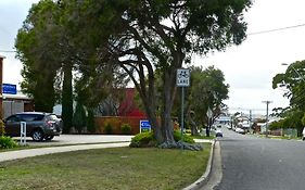Inverloch Central Motor Inn